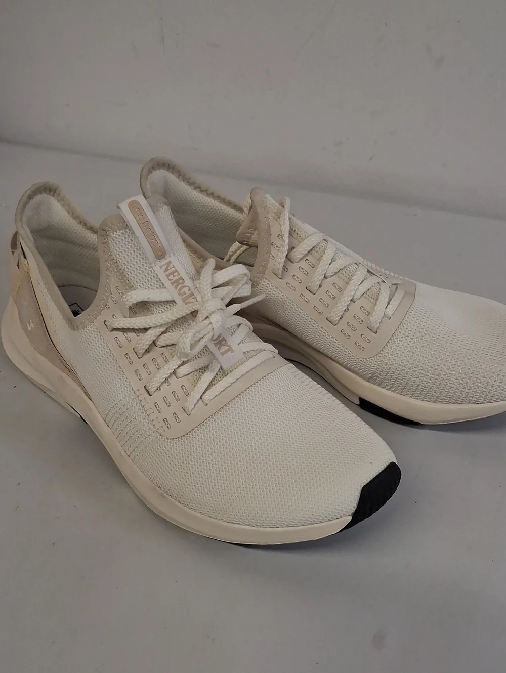 NWOT New Balance Dynasoft Nergize Sport V2 Shoes